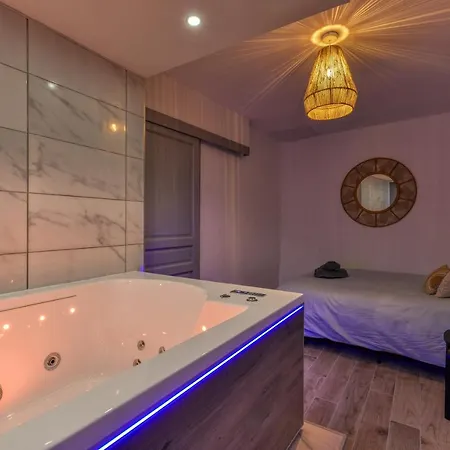 Les Bulles Occitanes - A Pied * Каркассон